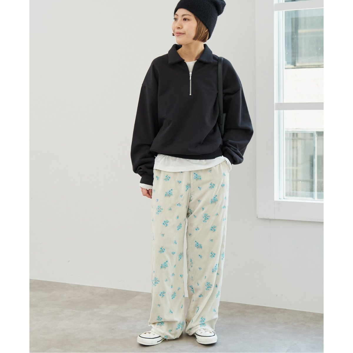 spick&span ブーケエンブロイダリーストレートパンツ ブーケエンブロイダリーストレートパンツ | スピック＆スパン