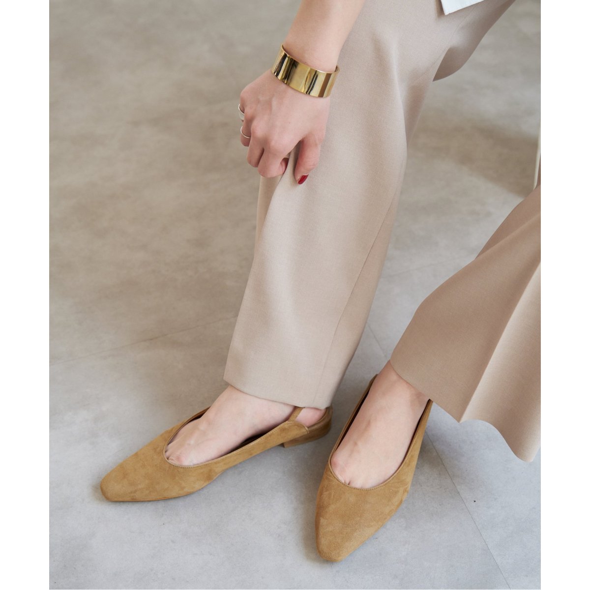 週末最終価格　未使用　スピックアンドスパン　ポインテッドバックストラップシューズ 追加》Spick & Span ポインテッドバックストラップシューズ