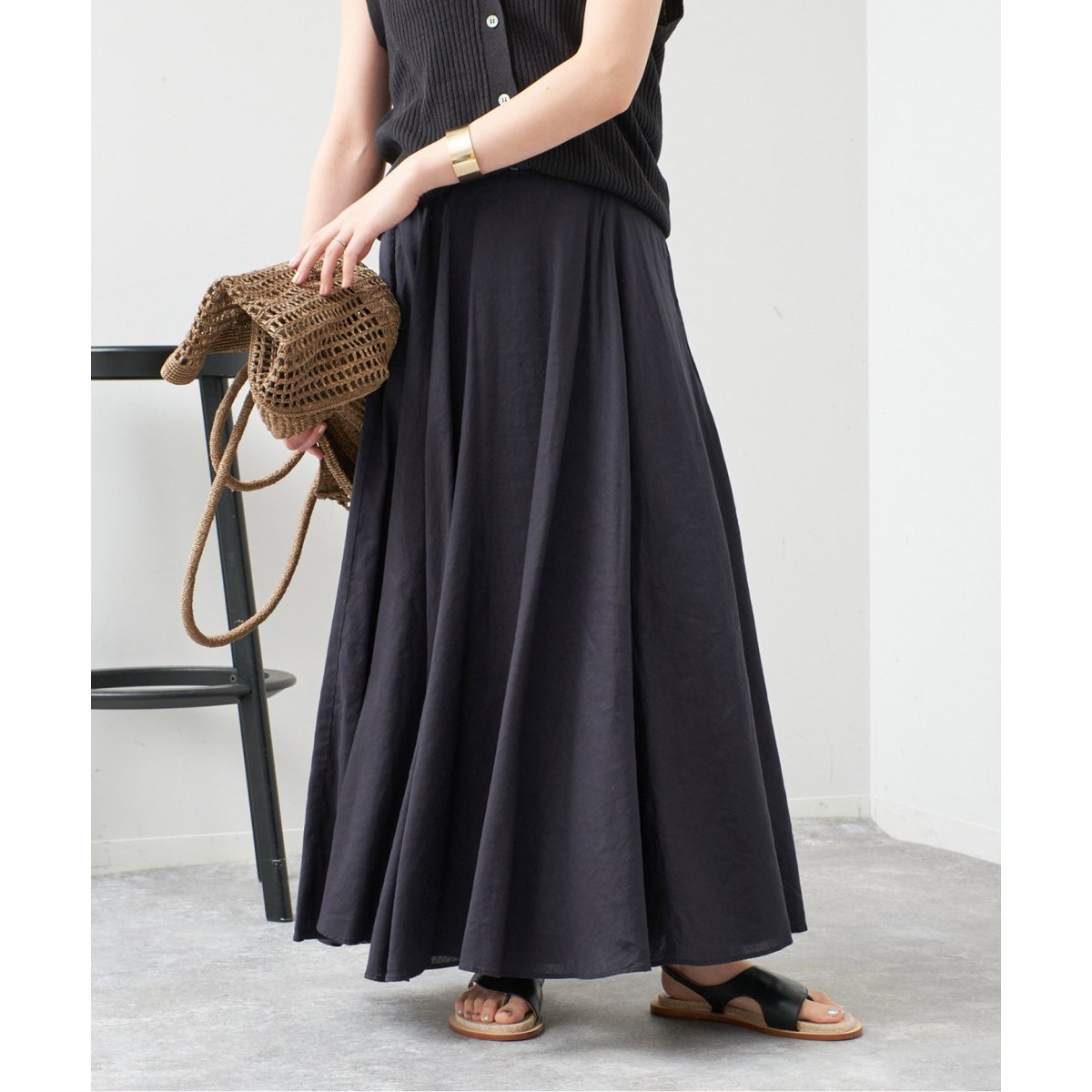 【新品】SLOBE IENAリネン混TRサスペンダー付きペンシルスカート 新品】SLOBE IENA リネン混TRサスペンダー付きペンシルスカート