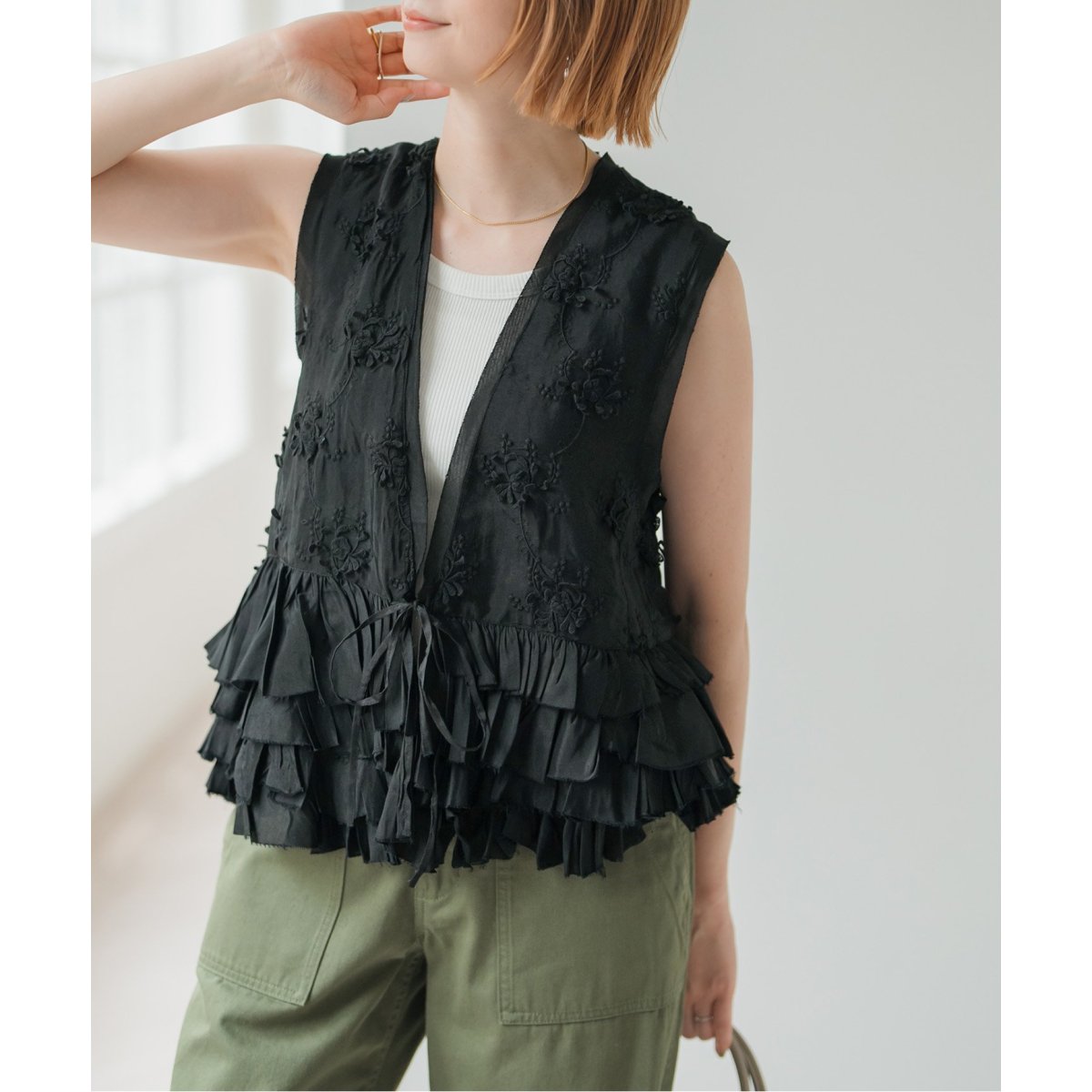 crinkle crinkle crinkle Frill rayon shantung vest | スピック