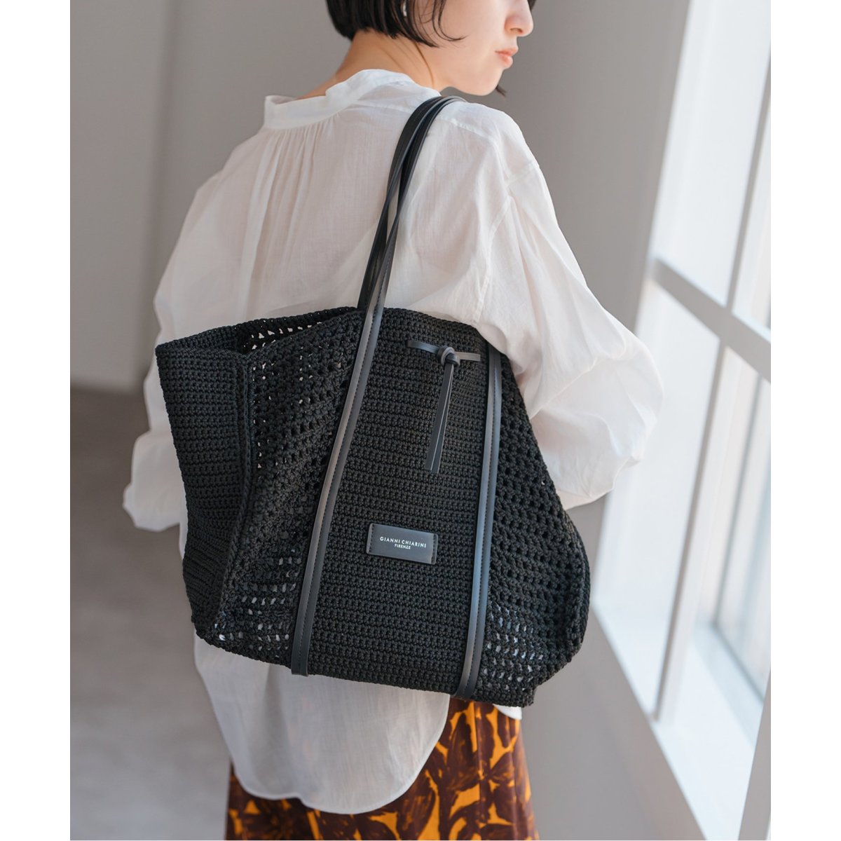 SpickandSpan スピック＆スパン バックVネック袖フレアー