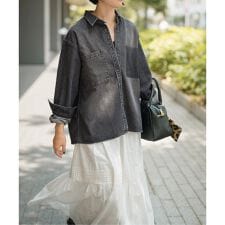 スピック＆スパン(Spick and Span)の5 1/2 SOFT DENIM SHIRT