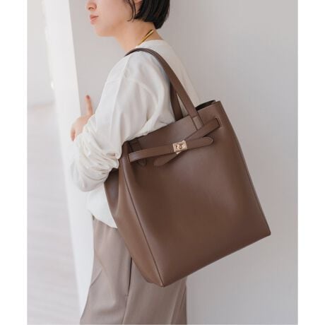 [^:25092210005730]J[ɂĕД̔J[F[J[J[ubN(001)FBLACKuE(020)FBROWNfC[Ɏg閜\g[gobOBA4TCYtFCNU[̃xgtg[gBɂ₷̂ŁAdɂ҂BJ[ɂċ̐FςĂāAꂼ͋Cłg܂B舵ɂẮAiɂĂi\łmFB̏íASpick & Spanł̎舵ɂȂ܂B ړX܂ւ₢킹̍ۂ Spick & SpanX܂ւ肢v܂BƖ̊֌WɂAۂFČꍇ܂B܂p\REX}[gtHȂǂ̊ɂA኱iƉ摜̃J[قȂꍇ܂Bi̐F́AiAbv摜QƂB