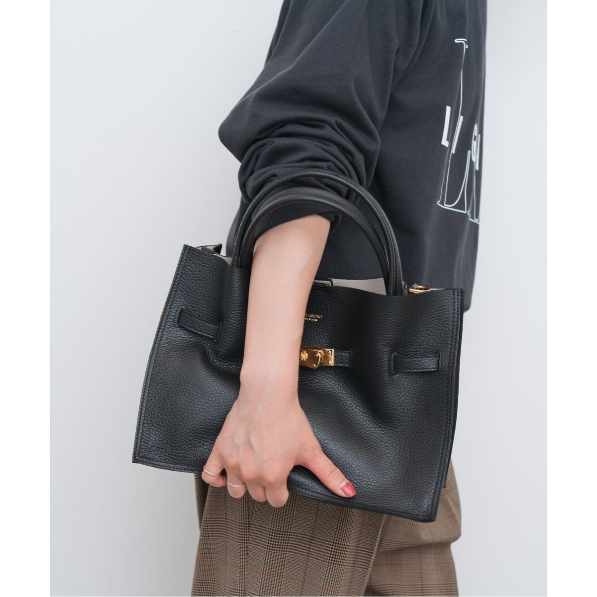 【DRAGON♡IENA】CHAIN BUCKET SMALLバッグ DRAGON/ドラゴン】CHAIN BUCKET SMALL バッグ◇ | イエナ(IENA
