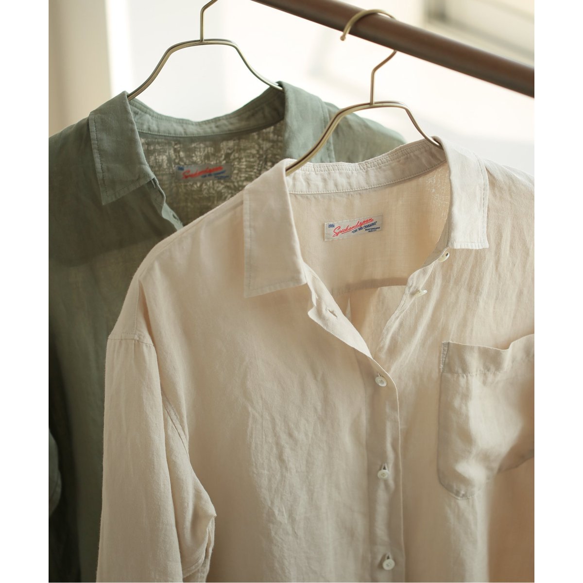 Spick & Span オックスベーシックパールボタンシャツ サックスブルー Spick & Span（スピックアンドスパン）の「≪追加≫オックス