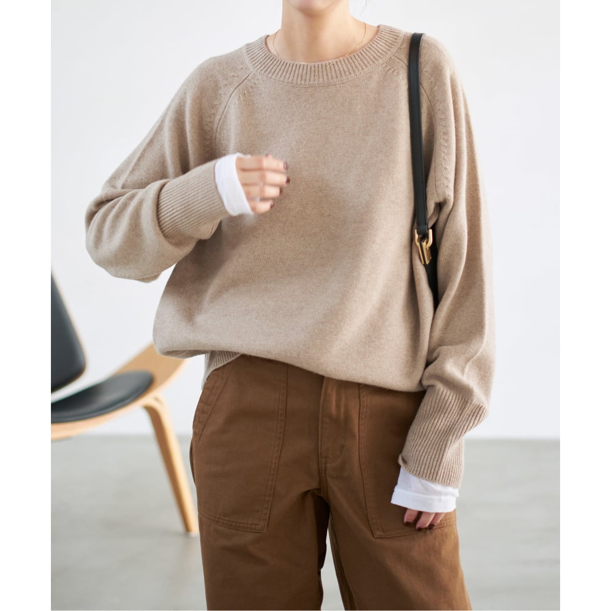 WEB限定カラー有り》ウールカシミヤ ラグランクルーネックニット
