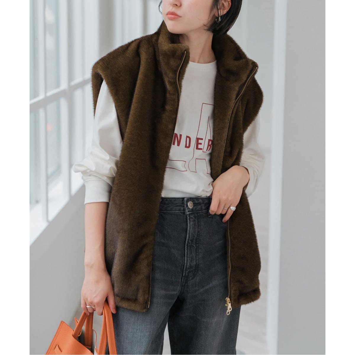 新品❤️★Spick&Span 黒 25SS/コットン金ボタンリブベスト 新品❤️☆Spick&Span 黒 25SS/コットン金ボタンリブベスト 新品