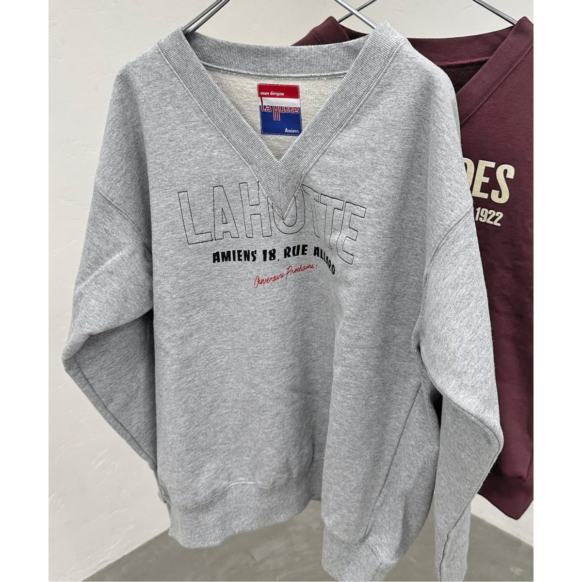 追加予約》La Hutte / ラ ユット 別注Vネックスウェット*