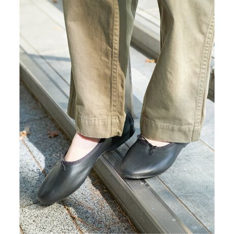 [^:25093210003830][J[^ԁFBOW BALLROOMJ[ɂĕД̔J[F[J[J[ubN(001)FBLACKzCg(010)FWHITETCYɂĕД̔TCYF[J[TCY22.5(225)F423.5(235)F524.5(245)F6V[YXŒpłACROWÑoGV[YēׁIȄí25093210001210̒ǉiłBOƂ舵̃TCYقȂ܂BEǉYíAꕔ̓X܁Aʔ̂Ŕ̔̏ꍇ܂B\߂BEꏤił̍邽߁A̐eɎ኱̍ꍇ܂BEr[éAiԂ̈قȂ铯ĩr[܂܂Ă茻݁AWJÕJ[ETCY܂܂Ăꍇ܂B_炩ƂU[ŉKȗSn̑l̃oGV[YBpCsOƃ{iȕ͋CɁBb[߂̃fUCŃz[h܂BVvŖÔȂfUCŁAgʂȓ܂ŗlXȃV[Ŋ􂷂闊ꑫłByCROWN / NEzC̐nƂėLłACMX m[Tvg1984N_XV[Y[J[ƂđnƁB̖̒ʂC\[ɉ̃}[NfgbvNX̃_XV[YƂĐlC𓾂Ă܂B舵ɂẮAiɂĂi\łmFB̏íASpick & Spanł̎舵ɂȂ܂B ړX܂ւ₢킹̍ۂ Spick & SpanX܂ւ肢܂BƖ̊֌WɂAۂFČꍇ܂B܂p\REX}[gtHȂǂ̊ɂA኱iƉ摜̃J[قȂꍇ܂Bi̐F́AiAbv摜QƂB