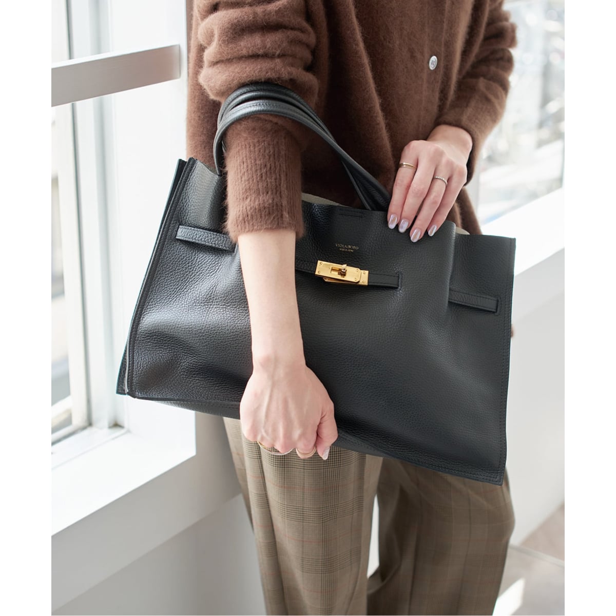 VIOLAd'ORO ナイロンボンディングメッシュチェーンバッグ V-8788