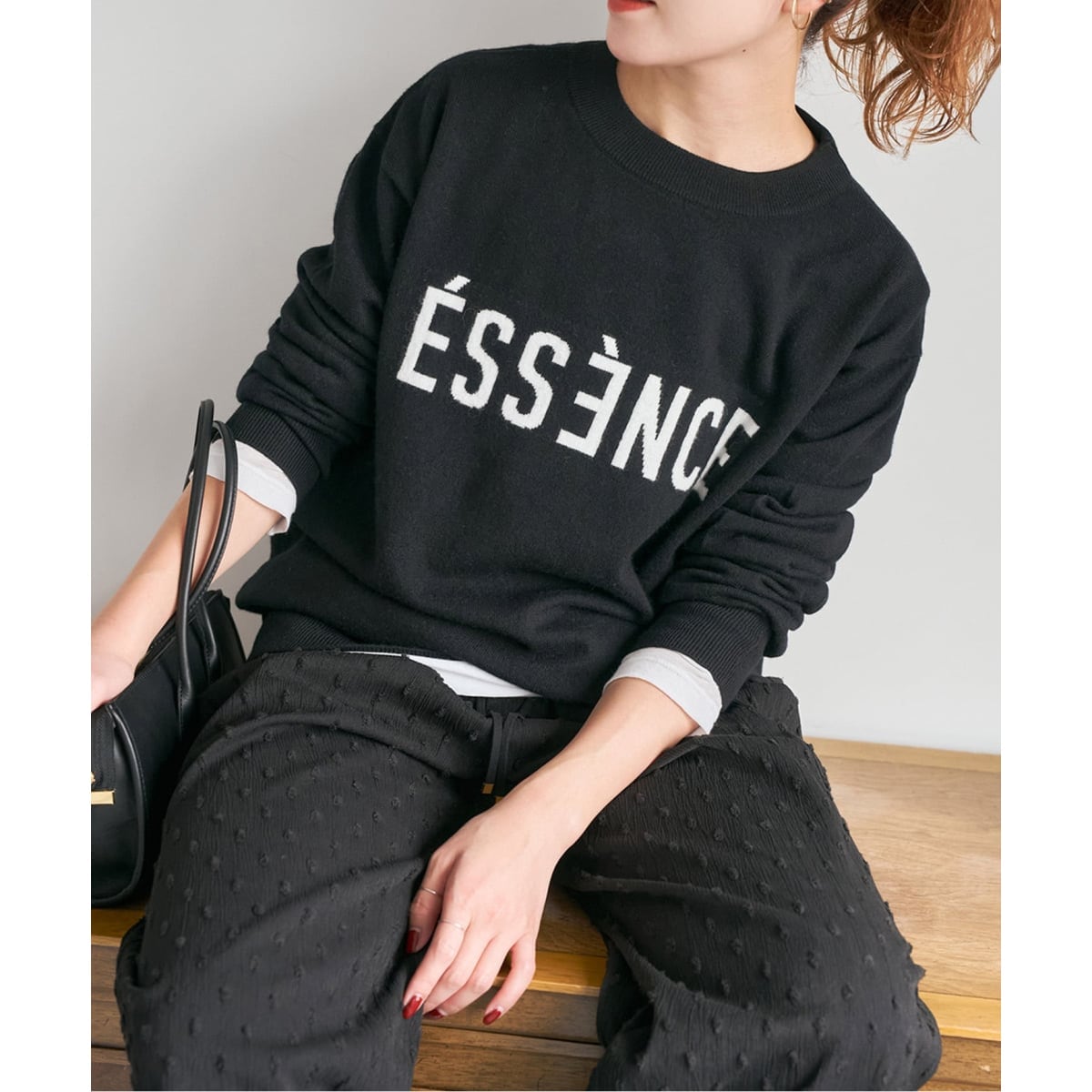 新品タグ付き　スピックアンドスパンÉSSENCE ロゴニット　エッセンスロゴ WEB限定 / 追加2予約》ESSENCEロゴニット | スピック＆スパン(Spick