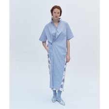 《一部店舗+WEB限定》Glyph Stripe x Flower Print Shirt Dres