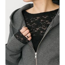 《WEB限定 / 追加予約》シュリンクレースプルオーバー