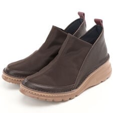 JS ハートレーベル(JS Heartlavel)の本革ストレッチスニーカー