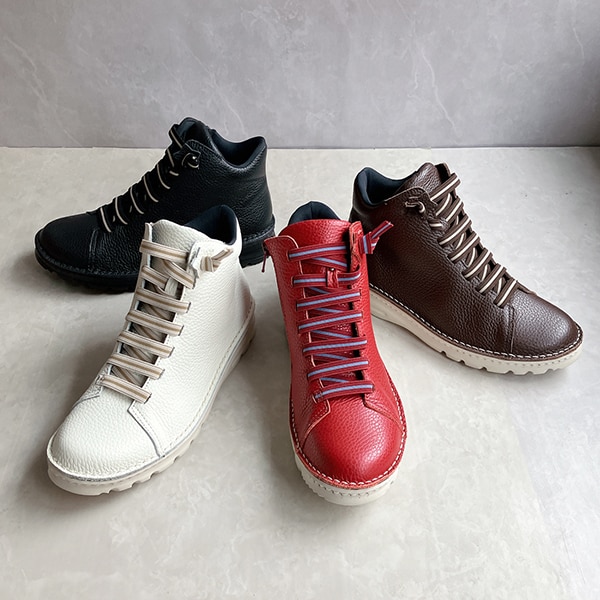 JS ハートレーベル（JS Heartlavel）/【25秋冬新作】超軽 日本製 幅広 ドット柄レザー モノトーン 厚底レースアップスニーカー 25秋冬新作】超軽 日本製 幅広 ドット柄レザー モノトーン 厚底レース