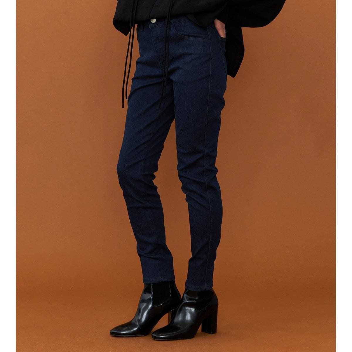 ストレッチスキニーパンツ