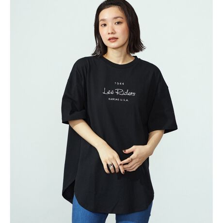 [^ԁFLT7097-0005]̃EhwƃobNvgAp܂łɉoB悭Ƃ̂VGbgŁAbNX̂钅Sn͂łBS̃tHglۂ̂ŁAJWAɂȂ肷AlXȃX^COɃ}b`܂B̉āAwreԈႢȂ̈ꖇłBfރhC^b`ŔG̗ǂOEVfނgpBG߂łKɒp܂BR[fBlCgXEFbgVcƂ̏d˒ŁAC[hX^CyŁBs[XrX`F̃Ci[ƂĂ􂵂܂B̓Xj[J[ŃJWAɁAT_pvXőlۂB