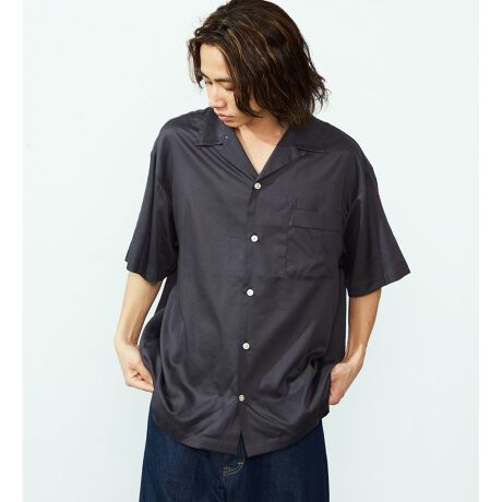 [^ԁFLM7241-0001]ĂłAăX^CbVɉ߂ÄꖇłB70Ñ[NVcIɃAWAƂVGbgɁBiȃh[v̂郌[fނAȈۂ^܂Big͂AƂoɂ҂łBfޗ̂郌[fނgpBiȃh[vƁAɗD_炩ȕAKȒSn񑩂܂BR[fBlCgXȍXLj[e[p[hpcYCVGbg΁AsIȈۂɁB̓OJT_ŔvXBgh̃J[Spcƍ킹āAlbNXȃJWAX^C߂łB