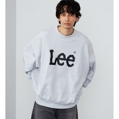 [^ԁFLT3212-0001]ghƃbNXӂrbOVGbglCSUPERSIZEDV[YA₢킹̑XEFbg悢oI񂵗͂AԂ̃fj`mp͂Agh̃ChpcXbNXƂQB𒅂ƈCɃX^CAbvłPłBtgLeẽSvgےIŁAVvȃfUC̒LeẽSANZgƂđ݊܂BjZbNXŒp܂B