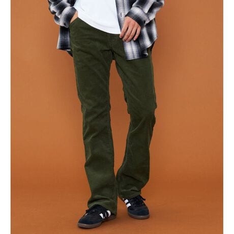 [^ԁF01020-0007]Lee̒ԂłAMERICAN STANDARDfBOOT CUT̃R[fCo[WłB?NꑱԃVGbg͂̂܂܂ɁAH~̋Gߊ邨Ȉ{ɎdオĂ܂BfށFȂ₩ŁAƂG14WR[fCfނgpB݂̂fފAH~X^CɍœKłBX^COFAJWX^Cɂ͂AR[fC̑fފAl̃JWAX^CɂœKłBVvȃJbg\[Vcɍ킹邾ŁAGߊ̂R[fBl[gɎdオ܂BWPbgHDă_fB[ȃX^CɂB