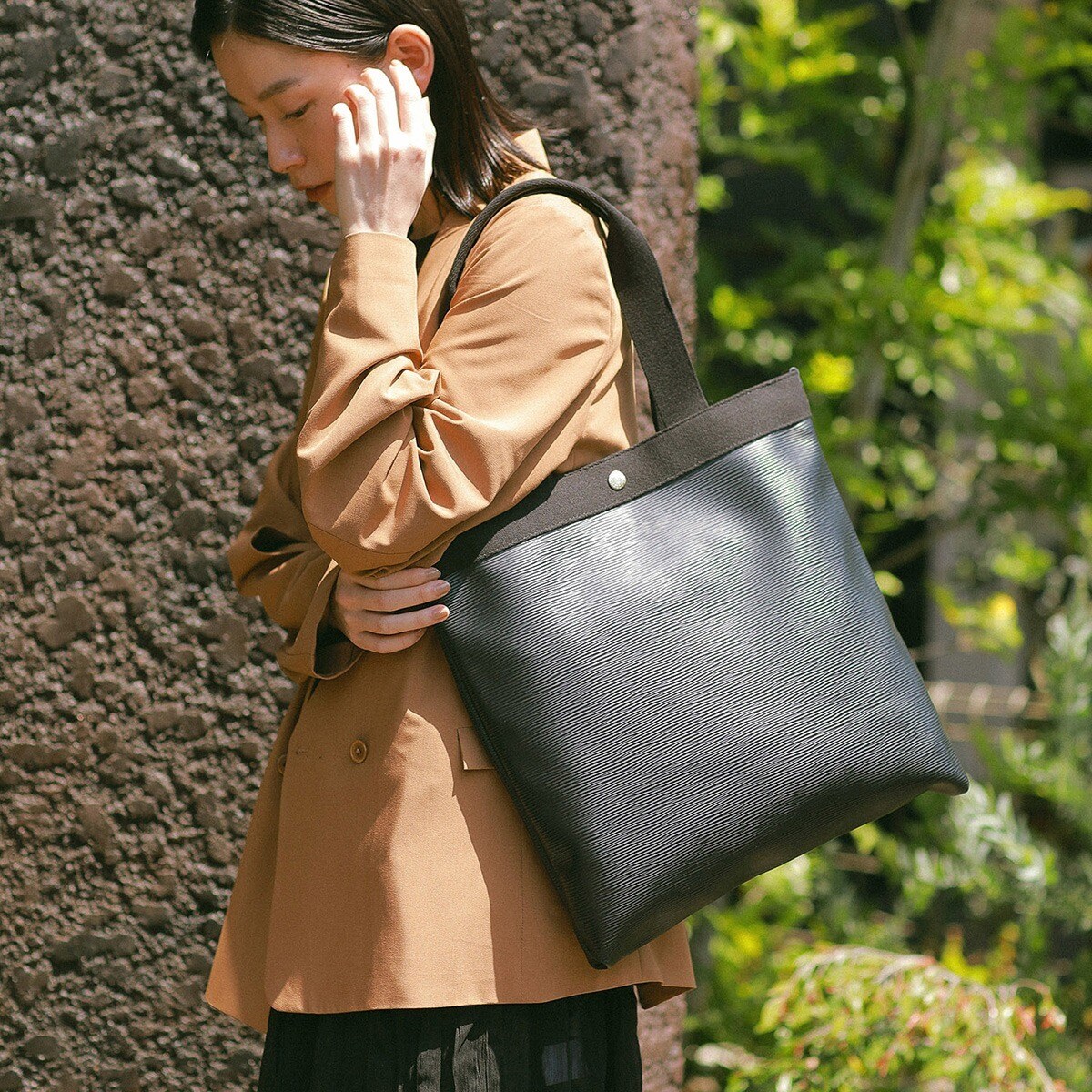 リプルネオレザー A4トートバッグ【キズ雨に強い】 TOPKAPI｜【VERY 10月号掲載】リプルネオレザー A4トートバッグ
