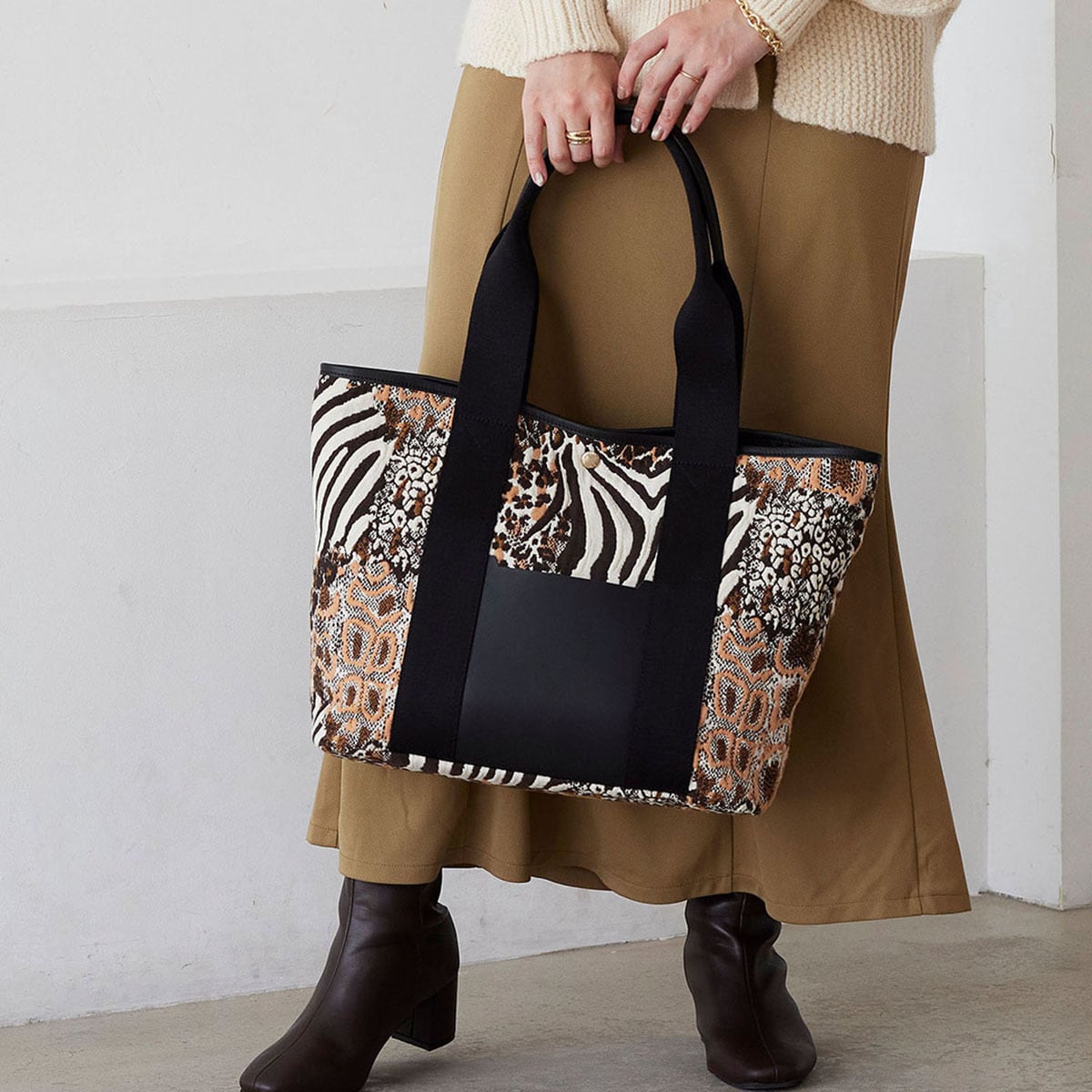 【✨ ゆきんこ】ADMJ ネイティブ トートバッグ ジャガード大容量 MARC JACOBS(マーク ジェイコブス)｜【公式】THE CAMO JACQUARD MEDIUM