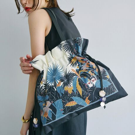 [^:503064001024]g₷iI2WAYdl̃XJ[tobOB AeB[NȕvglC̃obOɐVfUCoB{͍̂LA4TCYΉ̃g[gobOAוȂƂ̓R[hiċВobOɃtHς܂Btbg^CvȂeʁAnh͒߂ŃR[g̏ォłƌOKBJ[OȂ̂ŁA܂܂ȑɍ킹₷IɂItɂ􂵂܂BNVJȖ͕A}`[tAnC̊Xݕ3ނCibvByTREASURE TOPKAPI / gW[ gvJszSense is a treasure@[ ""󕨁[l̏̋CグAiǂyobOuhłBUnique senseRZvgɁA TREASURE "ƑnI" ŐSACe񋟂܂Bi摜̓Tv̂߁AFTCYAdlɕύXꍇ܂̂ŁA\߂B