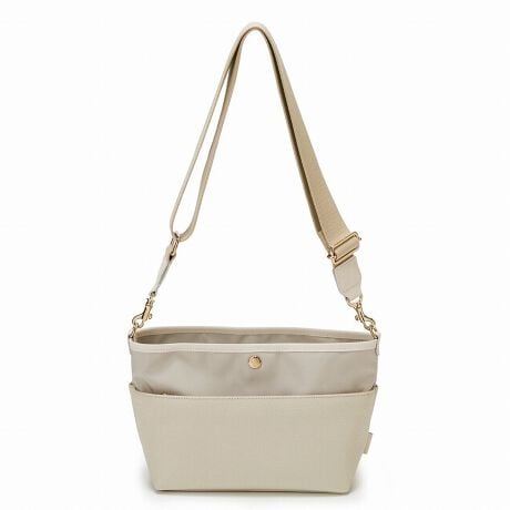 [^:503086100325]s肰ȂA{MR{obOtؗȌoƂ͗ȏȂlƁA3̕ƂẴCtX^CɂȎxW߂铡{MƂ̃XyVȃR{ACeIxł킹ƎdˁA{̂ƂƂlߍ񂾁Ał͏oƂ̂łȂMłBlC̃IV?ifށEXRb`N?CƃiC̃Rq?l[VŎdグM`V_[BՂ}`ƂAڈȏ̗eʂ𔭊܂BobO\ʂɂ3̃z?PbgAɂ͕z?PbgtŁAqɂȂ肪ȏ̎[ɂ܂BVʂ̓t@Xi[J̈S݌vBJWAi悭ĂAl̃V_[obOBXRb`OCcăXRbghŔ̖͗lRU[̕\ʂɂƂɗR闱̃V{HPVCfނ֎{lCV[YBU[CNȖ킢[\ƁALYJɂ^tBi摜̓Tv̂߁AFTCYAdlɕύXꍇ܂̂ŁA\߂B