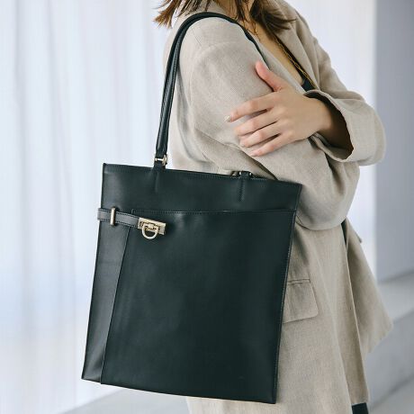 "b`N[ȕ\̃U[g[gobOBꂽX[XU[̕ɁAxggƋANZgB}`łƂĂȂAוɂĒꂪLdlBA4TCYΉŏނ^ubgȂǂ[łAɂ̓t@Xi[|PbgƃI[v|PbgtBtgɂ|PbgA𐮗ł܂Bw̃t@Xi[|PbǵAX}[gtHpXP[XȂǂƎoACe̎[ɕ֗łBIItAV[Y킸gubNƃzCg2FCibvĂ܂ByTREASURE TOPKAPI / gW[ gvJszSense is a treasure@[ """"󕨁[l̏̋CグAiǂyobOuhłBUnique senseRZvgɁA TREASURE ""ƑnI"" ŐSACe񋟂܂Bi摜̓Tv̂߁AFTCYAdlɕύXꍇ܂̂ŁA\߂BPCΉF14C`A4[FZV_[xg̒FȂ|FZ̐FFizCgjVo[ȋjS[hobǑJ^CvF}OzbN|PbgOFI[v}O|PbgPt@Xi[|PbgP|PbgFI[v|PbgPt@Xi[|PbgP""b`N[ȕ\̃U[g[gobOBꂽX[XU[̕ɁAxggƋANZgB}`łƂĂȂAוɂĒꂪLdlBA4TCYΉŏނ^ubgȂǂ[łAɂ̓t@Xi[|PbgƃI[v|PbgtBtgɂ|PbgA𐮗ł܂Bw̃t@Xi[|PbǵAX}[gtHpXP[XȂǂƎoACe̎[ɕ֗łBIItAV[Y킸gubNƃzCg2FCibvĂ܂ByTREASURE TOPKAPI / gW[ gvJszSense is a treasure@[ """"󕨁[l̏̋CグAiǂyobOuhłBUnique senseRZvgɁA TREASURE ""ƑnI"" ŐSACe񋟂܂Bi摜̓Tv̂߁AFTCYAdlɕύXꍇ܂̂ŁA\߂BPCΉF14C`A4[FZV_[xg̒FȂ|FZ̐FFizCgjVo[ȋjS[hobǑJ^CvF}OzbN|PbgOFI[v}O|PbgPt@Xi[|PbgP|PbgFI[v|PbgPt@Xi[|PbgP""b`N[ȕ\̃U[g[gobOBꂽX[XU[̕ɁAxggƋANZgB}`łƂĂȂAוɂĒꂪLdlBA4TCYΉŏނ^ubgȂǂ[łAɂ̓t@Xi[|PbgƃI[v|PbgtBtgɂ|PbgA𐮗ł܂Bw̃t@Xi[|PbǵAX}[gtHpXP[XȂǂƎoACe̎[ɕ֗łBIItAV[Y킸gubNƃzCg2FCibvĂ܂ByTREASURE TOPKAPI / gW[ gvJszSense is a treasure@[ """"󕨁[l̏̋CグAiǂyobOuhłBUnique senseRZvgɁA TREASURE ""ƑnI"" ŐSACe񋟂܂Bi摜̓Tv̂߁AFTCYAdlɕύXꍇ܂̂ŁA\߂BPCΉF14C`A4[FZV_[xg̒FȂ|FZ̐FFizCgjVo[ȋjS[hobǑJ^CvF}OzbN|PbgOFI[v}O|PbgPt@Xi[|PbgP|PbgFI[v|PbgPt@Xi[|PbgP"