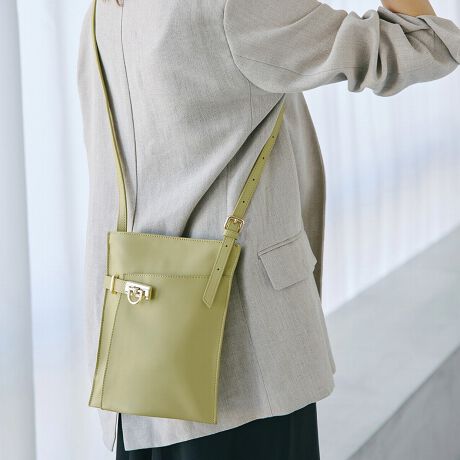 "b`N[ȕ\̃U[V_[obOBꂽX[XU[̕ɁAxggƋANZgB}`łƂĂȂAוɂĒꂪLdlBɂ̓I[v|PbgAtgɂ|PbgA𐮗ł܂Bw̃t@Xi[|PbǵAX}[gtHpXP[XȂǂƎoACe̎[ɕ֗łBV[Y킸gubNƃzCgAt炵CO[3FCibvĂ܂ByTREASURE TOPKAPI / gW[ gvJszSense is a treasure@[ """"󕨁[l̏̋CグAiǂyobOuhłBUnique senseRZvgɁA TREASURE ""ƑnI"" ŐSACe񋟂܂Bi摜̓Tv̂߁AFTCYAdlɕύXꍇ܂̂ŁA\߂BPCΉF~A4[F~V_[xg̒F92cm-113cm|FZ̐FFizCgjVo[ȋjS[hobǑJ^CvF}OzbN|PbgOFI[v|PbgPt@Xi[|PbgP|PbgFI[v|Pbg""b`N[ȕ\̃U[V_[obOBꂽX[XU[̕ɁAxggƋANZgB}`łƂĂȂAוɂĒꂪLdlBɂ̓I[v|PbgAtgɂ|PbgA𐮗ł܂Bw̃t@Xi[|PbǵAX}[gtHpXP[XȂǂƎoACe̎[ɕ֗łBV[Y킸gubNƃzCgAt炵CO[3FCibvĂ܂ByTREASURE TOPKAPI / gW[ gvJszSense is a treasure@[ """"󕨁[l̏̋CグAiǂyobOuhłBUnique senseRZvgɁA TREASURE ""ƑnI"" ŐSACe񋟂܂Bi摜̓Tv̂߁AFTCYAdlɕύXꍇ܂̂ŁA\߂BPCΉF~A4[F~V_[xg̒F92cm-113cm|FZ̐FFizCgjVo[ȋjS[hobǑJ^CvF}OzbN|PbgOFI[v|PbgPt@Xi[|PbgP|PbgFI[v|Pbg""b`N[ȕ\̃U[V_[obOBꂽX[XU[̕ɁAxggƋANZgB}`łƂĂȂAוɂĒꂪLdlBɂ̓I[v|PbgAtgɂ|PbgA𐮗ł܂Bw̃t@Xi[|PbǵAX}[gtHpXP[XȂǂƎoACe̎[ɕ֗łBV[Y킸gubNƃzCgAt炵CO[3FCibvĂ܂ByTREASURE TOPKAPI / gW[ gvJszSense is a treasure@[ """"󕨁[l̏̋CグAiǂyobOuhłBUnique senseRZvgɁA TREASURE ""ƑnI"" ŐSACe񋟂܂Bi摜̓Tv̂߁AFTCYAdlɕύXꍇ܂̂ŁA\߂BPCΉF~A4[F~V_[xg̒F92cm-113cm|FZ̐FFizCgjVo[ȋjS[hobǑJ^CvF}OzbN|PbgOFI[v|PbgPt@Xi[|PbgP|PbgFI[v|Pbg"