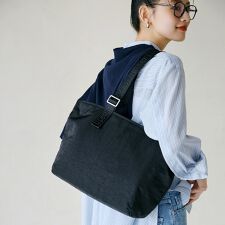 Freely フリーリー ナイロン ロゴテープ  トートバッグ A4対応 | トプカピ(TOPKAPI)