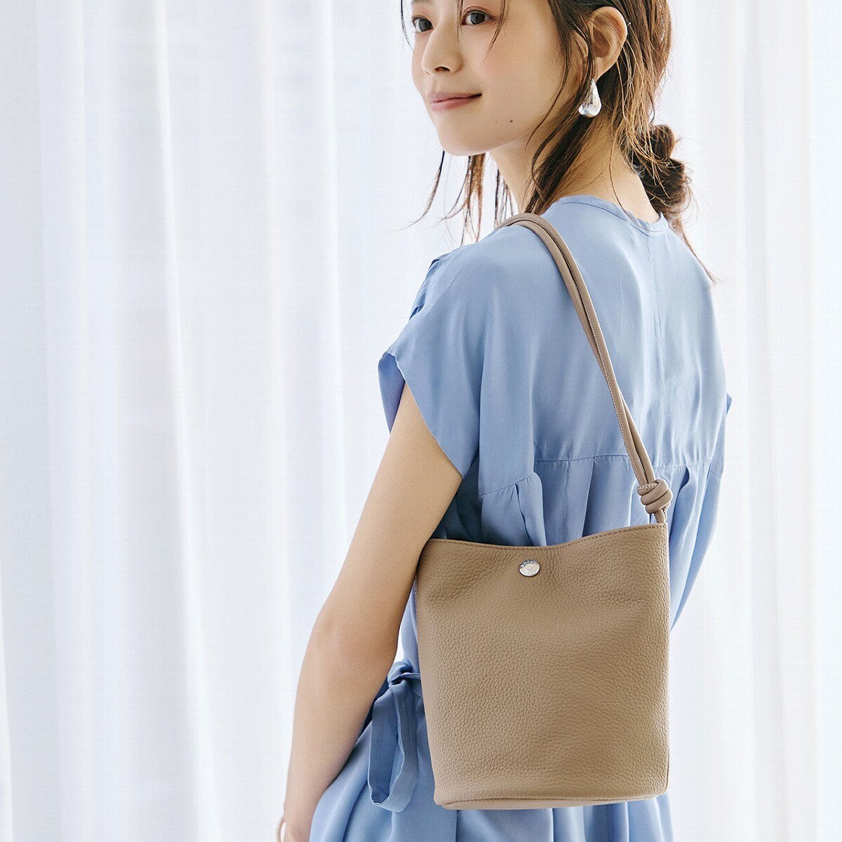 トプカピ（TOPKAPI）/【Breath TOPKAPI】シュリンクレザー ノットハンドル 2way ショルダーバッグ Breath TOPKAPI】シュリンクレザー ノットハンドル 2way ショルダー