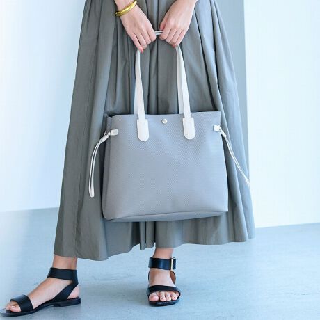 [^:503084100824]d玙撣鏗́g~Ihl܂g[gobOBוȂ肪Ȓʋ΂x̎qÂoɂ҂ȑ傫߃TCYB𐷂荞݃uhjő̋@\𑕔܂B{͉̂J̓CɂĂA≘ɋPVCfނgpBnh̓U[ŃJWAɂȂ肷AItBXX^CɂfjpcAs[Xɂ}b`Bnh͌ɂ܂܂łוoꂵ₷Ɏdグ܂B̓}OzbNdlő傫JAނm[gPCA^ubg܂A4Ή̕|Pbg͂߁AbvN[⌮Ȃǂ̏̐ɕ֗ȃS|PbgA|PbgeBbVȂǎ[@\[ITCh̃S{gz_[́AhN{ĝقA܂肽ݎPnfBt@Ȃǂ̎[ɂBוqɂȂ炸ATbƎo鐮ڏȃobOłBוȂ͖{̃TCh̊vRiƃ{bNXVGbgɕϐgIV[Cɍ킹Ċy߂܂BIɂItɂR[fBl[g₷AI[ubNƃN[ȕ\̃oCJ[3ނCibvBPCΉF15C`A4[FZnh̒F52cmnh̍F23.5cmV_[xg̒FȂ|FZobǑJ^CvF}OzbN|PbgOFI[v|Pbg1|PbgFI[v|Pbg9 eBbV|Pbg1 hNz_[2d玙撣鏗́g~Ihl܂g[gobOBוȂ肪Ȓʋ΂x̎qÂoɂ҂ȑ傫߃TCYB𐷂荞݃uhjő̋@\𑕔܂B{͉̂J̓CɂĂA≘ɋPVCfނgpBnh̓U[ŃJWAɂȂ肷AItBXX^CɂfjpcAs[Xɂ}b`Bnh͌ɂ܂܂łוoꂵ₷Ɏdグ܂B̓}OzbNdlő傫JAނm[gPCA^ubg܂A4Ή̕|Pbg͂߁AbvN[⌮Ȃǂ̏̐ɕ֗ȃS|PbgA|PbgeBbVȂǎ[@\[ITCh̃S{gz_[́AhN{ĝقA܂肽ݎPnfBt@Ȃǂ̎[ɂBוqɂȂ炸ATbƎo鐮ڏȃobOłBוȂ͖{̃TCh̊vRiƃ{bNXVGbgɕϐgIV[Cɍ킹Ċy߂܂BIɂItɂR[fBl[g₷AI[ubNƃN[ȕ\̃oCJ[3ނCibvBPCΉF15C`A4[FZnh̒F52cmnh̍F23.5cmV_[xg̒FȂ|FZobǑJ^CvF}OzbN|PbgOFI[v|Pbg1|PbgFI[v|Pbg9 eBbV|Pbg1 hNz_[2d玙撣鏗́g~Ihl܂g[gobOBוȂ肪Ȓʋ΂x̎qÂoɂ҂ȑ傫߃TCYB𐷂荞݃uhjő̋@\𑕔܂B{͉̂J̓CɂĂA≘ɋPVCfނgpBnh̓U[ŃJWAɂȂ肷AItBXX^CɂfjpcAs[Xɂ}b`Bnh͌ɂ܂܂łוoꂵ₷Ɏdグ܂B̓}OzbNdlő傫JAނm[gPCA^ubg܂A4Ή̕|Pbg͂߁AbvN[⌮Ȃǂ̏̐ɕ֗ȃS|PbgA|PbgeBbVȂǎ[@\[ITCh̃S{gz_[́AhN{ĝقA܂肽ݎPnfBt@Ȃǂ̎[ɂBוqɂȂ炸ATbƎo鐮ڏȃobOłBוȂ͖{̃TCh̊vRiƃ{bNXVGbgɕϐgIV[Cɍ킹Ċy߂܂BIɂItɂR[fBl[g₷AI[ubNƃN[ȕ\̃oCJ[3ނCibvBPCΉF15C`A4[FZnh̒F52cmnh̍F23.5cmV_[xg̒FȂ|FZobǑJ^CvF}OzbN|PbgOFI[v|Pbg1|PbgFI[v|Pbg9 eBbV|Pbg1 hNz_[2