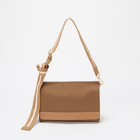 [^:502067000225]LC߂ɂJWAɂiC~U[̃V_[obOBiȌ򊴂̂iCfނɁAU[XgCṽe[vV_[ől̗VѐSvX܂BX^CbVȃXNGAtHȂAzhN{gARX|[`Ȃǂ܂[͔QBO̔wɂ̓X}[gtHpXP[XAbvȂǂƎoACe̎[ɕ֗ȃt@Xi[|PbgtB}OlbgzbÑtbv̉̓t@Xi[ɂȂĂAhƖʂSłBxg͒łAA΂߂C⑕ɍ킹Ċy߂܂BubNA~fBAO[AL̂RFCibvB i摜̓Tv̂߁AFTCYAdlɕύXꍇ܂̂ŁA\߂BPCΉF~A4[F~nh̒FȂnh̍FȂV_[xg̒F65cm-112cm|FZ̐FFS[hobǑJ^CvFt@Xi[ }OzbN(tbv)|PbgOFt@Xi[|Pbg1|PbgFI[v|Pbg1 t@Xi[|Pbg1LC߂ɂJWAɂiC~U[̃V_[obOBiȌ򊴂̂iCfނɁAU[XgCṽe[vV_[ől̗VѐSvX܂BX^CbVȃXNGAtHȂAzhN{gARX|[`Ȃǂ܂[͔QBO̔wɂ̓X}[gtHpXP[XAbvȂǂƎoACe̎[ɕ֗ȃt@Xi[|PbgtB}OlbgzbÑtbv̉̓t@Xi[ɂȂĂAhƖʂSłBxg͒łAA΂߂C⑕ɍ킹Ċy߂܂BubNA~fBAO[AL̂RFCibvB i摜̓Tv̂߁AFTCYAdlɕύXꍇ܂̂ŁA\߂BPCΉF~A4[F~nh̒FȂnh̍FȂV_[xg̒F65cm-112cm|FZ̐FFS[hobǑJ^CvFt@Xi[ }OzbN(tbv)|PbgOFt@Xi[|Pbg1|PbgFI[v|Pbg1 t@Xi[|Pbg1LC߂ɂJWAɂiC~U[̃V_[obOBiȌ򊴂̂iCfނɁAU[XgCṽe[vV_[ől̗VѐSvX܂BX^CbVȃXNGAtHȂAzhN{gARX|[`Ȃǂ܂[͔QBO̔wɂ̓X}[gtHpXP[XAbvȂǂƎoACe̎[ɕ֗ȃt@Xi[|PbgtB}OlbgzbÑtbv̉̓t@Xi[ɂȂĂAhƖʂSłBxg͒łAA΂߂C⑕ɍ킹Ċy߂܂BubNA~fBAO[AL̂RFCibvB i摜̓Tv̂߁AFTCYAdlɕύXꍇ܂̂ŁA\߂BPCΉF~A4[F~nh̒FȂnh̍FȂV_[xg̒F65cm-112cm|FZ̐FFS[hobǑJ^CvFt@Xi[ }OzbN(tbv)|PbgOFt@Xi[|Pbg1|PbgFI[v|Pbg1 t@Xi[|Pbg1