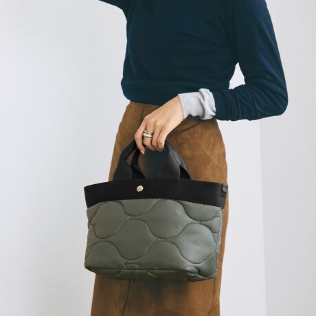 [^:502087100125]NGXgɂAlJWAiグLeBOg[gOZ[̃vV[YւA[JCu̒AҖ]̃LeBOg[gBy͂̂܂܂ɁAt@Xi[t̓|Pbg⃌U[̃l[^OȂǃfBeB[Abvf[g܂B{fB͝H{TCNiC̐nɁAJWAȕ\g^̃LeBOBfC[Ȏɕ֗ȃTCYŁAgbvDJɕʔ̃Xgbv΃V_[obOƂĂB邾ŋGߊYAlJWÃANZgByӎzEfނ̓Aߗޓ̐FobO{̂Ɉڂ\܂BEԂł̖CAJAȂǂŔGꂽԂł͓ɂӂBEJȂǂŔGꂽꍇ́Azŏo邾ĉB݂JřɂȂ܂BEVRvgpĂꍇA\ʂɓVRvL̃VV{ꍇ܂Bfނ̓ƂĂBEPVCfނ̏ꍇA@fނ̓A≚ʂoꍇ܂gpƋɖڗȂȂ܂BCɂȂꍇɂ́A̒gꏊŁAƉוȂǂꂽԂŕȏꏊɂ΂炭uĒ܂ƁA킪ڗȂȂ܂BEgpĂꍇA͕ۊǊgp󋵂ɂϐFȂǂNꍇ܂BPCΉF~A4[F~nh̒F28cmnh̍F9.5cmV_[xg̒FȂ|F~̐FFS[hobǑJ^CvFt@Xi[|PbgOFȂ|PbgFt@Xi[|Pbg1NGXgɂAlJWAiグLeBOg[gOZ[̃vV[YւA[JCu̒AҖ]̃LeBOg[gBy͂̂܂܂ɁAt@Xi[t̓|Pbg⃌U[̃l[^OȂǃfBeB[Abvf[g܂B{fB͝H{TCNiC̐nɁAJWAȕ\g^̃LeBOBfC[Ȏɕ֗ȃTCYŁAgbvDJɕʔ̃Xgbv΃V_[obOƂĂB邾ŋGߊYAlJWÃANZgByӎzEfނ̓Aߗޓ̐FobO{̂Ɉڂ\܂BEԂł̖CAJAȂǂŔGꂽԂł͓ɂӂBEJȂǂŔGꂽꍇ́Azŏo邾ĉB݂JřɂȂ܂BEVRvgpĂꍇA\ʂɓVRvL̃VV{ꍇ܂Bfނ̓ƂĂBEPVCfނ̏ꍇA@fނ̓A≚ʂoꍇ܂gpƋɖڗȂȂ܂BCɂȂꍇɂ́A̒gꏊŁAƉוȂǂꂽԂŕȏꏊɂ΂炭uĒ܂ƁA킪ڗȂȂ܂BEgpĂꍇA͕ۊǊgp󋵂ɂϐFȂǂNꍇ܂BPCΉF~A4[F~nh̒F28cmnh̍F9.5cmV_[xg̒FȂ|F~̐FFS[hobǑJ^CvFt@Xi[|PbgOFȂ|PbgFt@Xi[|Pbg1NGXgɂAlJWAiグLeBOg[gOZ[̃vV[YւA[JCu̒AҖ]̃LeBOg[gBy͂̂܂܂ɁAt@Xi[t̓|Pbg⃌U[̃l[^OȂǃfBeB[Abvf[g܂B{fB͝H{TCNiC̐nɁAJWAȕ\g^̃LeBOBfC[Ȏɕ֗ȃTCYŁAgbvDJɕʔ̃Xgbv΃V_[obOƂĂB邾ŋGߊYAlJWÃANZgByӎzEfނ̓Aߗޓ̐FobO{̂Ɉڂ\܂BEԂł̖CAJAȂǂŔGꂽԂł͓ɂӂBEJȂǂŔGꂽꍇ́Azŏo邾ĉB݂JřɂȂ܂BEVRvgpĂꍇA\ʂɓVRvL̃VV{ꍇ܂Bfނ̓ƂĂBEPVCfނ̏ꍇA@fނ̓A≚ʂoꍇ܂gpƋɖڗȂȂ܂BCɂȂꍇɂ́A̒gꏊŁAƉוȂǂꂽԂŕȏꏊɂ΂炭uĒ܂ƁA킪ڗȂȂ܂BEgpĂꍇA͕ۊǊgp󋵂ɂϐFȂǂNꍇ܂BPCΉF~A4[F~nh̒F28cmnh̍F9.5cmV_[xg̒FȂ|F~̐FFS[hobǑJ^CvFt@Xi[|PbgOFȂ|PbgFt@Xi[|Pbg1