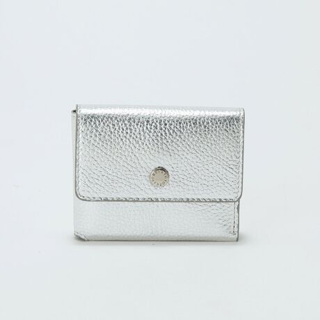 [^:511088030226]ȃtHɏh@\tɂȂ₩ȃVNU[̗pARpNgȓ܂zoB̂ЂɎ܂TCYȂAgɂ݌vɒځBj[NȃJ[u`J[hL[vXy[X́A悭gJ[hނ⃌V[gȂǂ̎[ɕ֗łBDɂ̓[v̎d؂zARCƎƐB4̃J[hXbgɉAeʂɉĒł2̃zbNpIłB肰Ȃ郁^p[cɎ{IWi̍|CgBRpNgȂ@\ƃfUCZAꂽȂ܂͂łBi摜̓Tv̂߁AFTCYAdlɕύXꍇ܂̂ŁA\߂BXyщOł̎Be摜́A̓ŐFČꍇ܂B܂p̃j^[ɂĂFČꍇ܂ByӎzEfނ̓Aߗނו̐F{̂Ɉڂ\܂BEԂł̖CAJAȂǂŔGꂽԂł͓ɂӂBEJȂǂŔGꂽꍇ́Azŏo邾ĉB݂JřɂȂ܂BEVRvgpĂꍇA\ʂɓVRvL̃VV{ꍇ܂Bfނ̓ƂĂBEgpĂꍇA͕ۊǊgp󋵂ɂϐFȂǂNꍇ܂BF9cmF10.5cm}`F2.5cmdF110gDF1J[hF6KF1̐FFVo[obǑJ^CvFzbN|PbgOFȂȃtHɏh@\tɂȂ₩ȃVNU[̗pARpNgȓ܂zoB̂ЂɎ܂TCYȂAgɂ݌vɒځBj[NȃJ[u`J[hL[vXy[X́A悭gJ[hނ⃌V[gȂǂ̎[ɕ֗łBDɂ̓[v̎d؂zARCƎƐB4̃J[hXbgɉAeʂɉĒł2̃zbNpIłB肰Ȃ郁^p[cɎ{IWi̍|CgBRpNgȂ@\ƃfUCZAꂽȂ܂͂łBi摜̓Tv̂߁AFTCYAdlɕύXꍇ܂̂ŁA\߂BXyщOł̎Be摜́A̓ŐFČꍇ܂B܂p̃j^[ɂĂFČꍇ܂ByӎzEfނ̓Aߗނו̐F{̂Ɉڂ\܂BEԂł̖CAJAȂǂŔGꂽԂł͓ɂӂBEJȂǂŔGꂽꍇ́Azŏo邾ĉB݂JřɂȂ܂BEVRvgpĂꍇA\ʂɓVRvL̃VV{ꍇ܂Bfނ̓ƂĂBEgpĂꍇA͕ۊǊgp󋵂ɂϐFȂǂNꍇ܂BF9cmF10.5cm}`F2.5cmdF110gDF1J[hF6KF1̐FFVo[obǑJ^CvFzbN|PbgOFȂȃtHɏh@\tɂȂ₩ȃVNU[̗pARpNgȓ܂zoB̂ЂɎ܂TCYȂAgɂ݌vɒځBj[NȃJ[u`J[hL[vXy[X́A悭gJ[hނ⃌V[gȂǂ̎[ɕ֗łBDɂ̓[v̎d؂zARCƎƐB4̃J[hXbgɉAeʂɉĒł2̃zbNpIłB肰Ȃ郁^p[cɎ{IWi̍|CgBRpNgȂ@\ƃfUCZAꂽȂ܂͂łBi摜̓Tv̂߁AFTCYAdlɕύXꍇ܂̂ŁA\߂BXyщOł̎Be摜́A̓ŐFČꍇ܂B܂p̃j^[ɂĂFČꍇ܂ByӎzEfނ̓Aߗނו̐F{̂Ɉڂ\܂BEԂł̖CAJAȂǂŔGꂽԂł͓ɂӂBEJȂǂŔGꂽꍇ́Azŏo邾ĉB݂JřɂȂ܂BEVRvgpĂꍇA\ʂɓVRvL̃VV{ꍇ܂Bfނ̓ƂĂBEgpĂꍇA͕ۊǊgp󋵂ɂϐFȂǂNꍇ܂BF9cmF10.5cm}`F2.5cmdF110gDF1J[hF6KF1̐FFVo[obǑJ^CvFzbN|PbgOFȂ