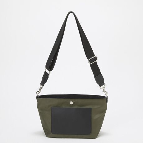 [^:502088050326]ɂ傤ǂAV_[l̃fC[X^CɊYAiŃJWAȃV_[obOB悢򊴂̂{̂ɁAoCJ[̃U[|PbgƃVo[̋X^CbVȘȂ܂BL߂̃}`Ōڈȏ̎[͂Ã|PbgŐ͂QłBJǂ̂ŉו̏o₷At@Xi[dlŖhƖʂSBO\ȒtŁAgȂƂ̓RpNgɏŎ[\B₨UȂǃfC[ȊOo͂Asɂ߁BV[YXŊ􂷂Aꂽ\obOłBi摜̓Tv̂߁AFTCYAdlɕύXꍇ܂̂ŁA\߂BXyщOł̎Be摜́A̓ŐFČꍇ܂B܂p̃j^[ɂĂFČꍇ܂ByӎzEfނ̓Aߗޓ̐FobO{̂Ɉڂ\܂BEԂł̖CAJAȂǂŔGꂽԂł͓ɂӂBEJȂǂŔGꂽꍇ́Azŏo邾ĉB݂JřɂȂ܂BEVRvgpĂꍇA\ʂɓVRvL̃VV{ꍇ܂Bfނ̓ƂĂBEPVCfނ̏ꍇA@fނ̓A≚ʂoꍇ܂gpƋɖڗȂȂ܂BCɂȂꍇɂ́A̒gꏊŁAƉוȂǂꂽԂŕȏꏊɂ΂炭uĒ܂ƁA킪ڗȂȂ܂BEgpĂꍇA͕ۊǊgp󋵂ɂϐFȂǂNꍇ܂BF16cmF29cm20cm}`F11.5cmPCΉF~A4[F~nh̒FȂnh̍FȂV_[xg̒F73.5cm-123cm|FZdF390g̐FFVo[obǑJ^CvFt@Xi[|PbgOFI[v|Pbg1 |PbgFI[v|Pbg1t@Xi[|Pbg1U[|Pbg@\Fv/Fvɂ傤ǂAV_[l̃fC[X^CɊYAiŃJWAȃV_[obOB悢򊴂̂{̂ɁAoCJ[̃U[|PbgƃVo[̋X^CbVȘȂ܂BL߂̃}`Ōڈȏ̎[͂Ã|PbgŐ͂QłBJǂ̂ŉו̏o₷At@Xi[dlŖhƖʂSBO\ȒtŁAgȂƂ̓RpNgɏŎ[\B₨UȂǃfC[ȊOo͂Asɂ߁BV[YXŊ􂷂Aꂽ\obOłBi摜̓Tv̂߁AFTCYAdlɕύXꍇ܂̂ŁA\߂BXyщOł̎Be摜́A̓ŐFČꍇ܂B܂p̃j^[ɂĂFČꍇ܂ByӎzEfނ̓Aߗޓ̐FobO{̂Ɉڂ\܂BEԂł̖CAJAȂǂŔGꂽԂł͓ɂӂBEJȂǂŔGꂽꍇ́Azŏo邾ĉB݂JřɂȂ܂BEVRvgpĂꍇA\ʂɓVRvL̃VV{ꍇ܂Bfނ̓ƂĂBEPVCfނ̏ꍇA@fނ̓A≚ʂoꍇ܂gpƋɖڗȂȂ܂BCɂȂꍇɂ́A̒gꏊŁAƉוȂǂꂽԂŕȏꏊɂ΂炭uĒ܂ƁA킪ڗȂȂ܂BEgpĂꍇA͕ۊǊgp󋵂ɂϐFȂǂNꍇ܂BF16cmF29cm20cm}`F11.5cmPCΉF~A4[F~nh̒FȂnh̍FȂV_[xg̒F73.5cm-123cm|FZdF390g̐FFVo[obǑJ^CvFt@Xi[|PbgOFI[v|Pbg1 |PbgFI[v|Pbg1t@Xi[|Pbg1U[|Pbg@\Fv/Fvɂ傤ǂAV_[l̃fC[X^CɊYAiŃJWAȃV_[obOB悢򊴂̂{̂ɁAoCJ[̃U[|PbgƃVo[̋X^CbVȘȂ܂BL߂̃}`Ōڈȏ̎[͂Ã|PbgŐ͂QłBJǂ̂ŉו̏o₷At@Xi[dlŖhƖʂSBO\ȒtŁAgȂƂ̓RpNgɏŎ[\B₨UȂǃfC[ȊOo͂Asɂ߁BV[YXŊ􂷂Aꂽ\obOłBi摜̓Tv̂߁AFTCYAdlɕύXꍇ܂̂ŁA\߂BXyщOł̎Be摜́A̓ŐFČꍇ܂B܂p̃j^[ɂĂFČꍇ܂ByӎzEfނ̓Aߗޓ̐FobO{̂Ɉڂ\܂BEԂł̖CAJAȂǂŔGꂽԂł͓ɂӂBEJȂǂŔGꂽꍇ́Azŏo邾ĉB݂JřɂȂ܂BEVRvgpĂꍇA\ʂɓVRvL̃VV{ꍇ܂Bfނ̓ƂĂBEPVCfނ̏ꍇA@fނ̓A≚ʂoꍇ܂gpƋɖڗȂȂ܂BCɂȂꍇɂ́A̒gꏊŁAƉוȂǂꂽԂŕȏꏊɂ΂炭uĒ܂ƁA킪ڗȂȂ܂BEgpĂꍇA͕ۊǊgp󋵂ɂϐFȂǂNꍇ܂BF16cmF29cm20cm}`F11.5cmPCΉF~A4[F~nh̒FȂnh̍FȂV_[xg̒F73.5cm-123cm|FZdF390g̐FFVo[obǑJ^CvFt@Xi[|PbgOFI[v|Pbg1 |PbgFI[v|Pbg1t@Xi[|Pbg1U[|Pbg@\Fv/Fv