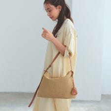 【Breath TOPKAPI】レザーコンビ 雑材風 シンプル ショルダーバッグ チャーム付き