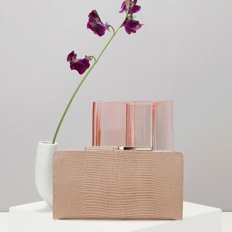 [^:5111480004]yfBAzh}gptWerh}uXJbƃWpvmgpiO[WjGfځEVERY6@~gO[fځECREA6@~gO[fڑl̏ɎGKgȒzB㎿ȃC^AU[ɃU[h̃G{X{ANVJŒmIȕ͋ĆBlۂŃNb`obÔ悤ȃfUCɎdグ܂BJǂAK̓t@Xi[tAJ[h|Pbgɂ}`̂łՂ[ł܂BLUCIA[`A]`C^AŁqDȌrӖAiȃU[h^U[gpV[YłBi摜̓Tv̂߁AFTCYAdlɕύXꍇ܂̂ŁA\߂B̏i2019NAuTOPKAPI VACCHETTAvuTOPKAPIvփuhύXƂȂ܂BꕔYɂقȂuhSƂȂ܂BύXԒ͐VSݒv܂Aiiɂ͑Se܂B