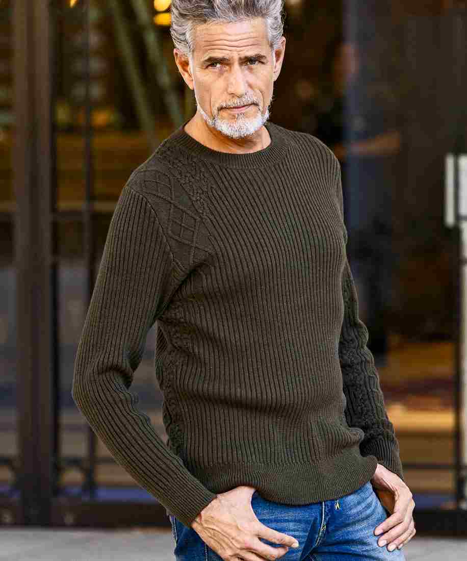 AKM Contemporary コットンカシミヤブロッキングアランニット