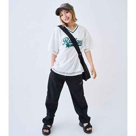 [^ԁF8353102]ƂVGbgŃC[W[Ȃ͂SñpcłB|CgYVvȃfUCŁA܂܂ȃgbvXɍ킹܂BEGXg͑SdlɂAȂ̂ꂵ|CgBig͂AANeBuV[ɂd󂵂܂By߂̒p͏H~V[YzyzȂyňzʁyLkzȂynzȂy|PbgzyAWX^[zȂTbNXFfg:159cm pTCY:L(160cm) Ffg:159cm pTCY:L(160cm) 