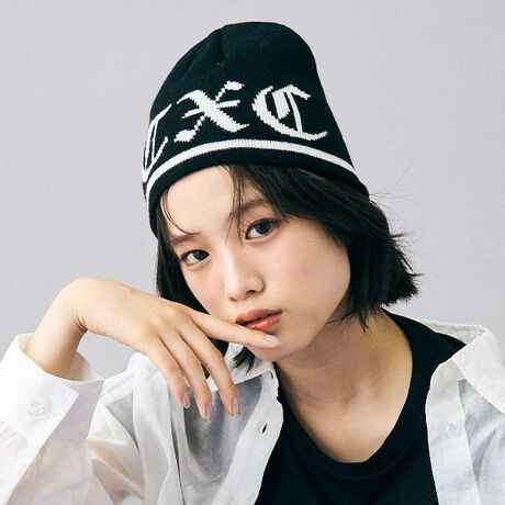 [^ԁF7753434]OWX^CMeCXgɂ҂̃r[j[łB傫ȃWJ[hSfAR[fۓIɎdグĂ܂Bmg[J[ŃN[Ɍ܂Aig₷ACeBG߂̖h΍ɂ𗧂܂B