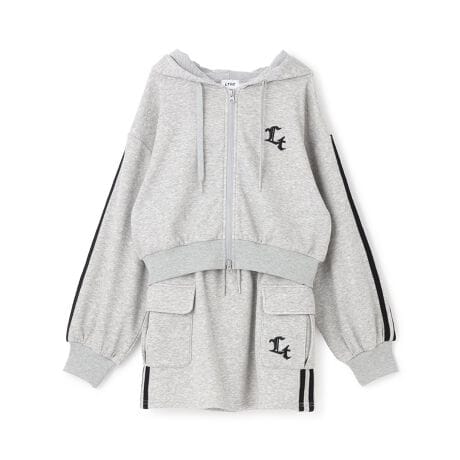 [^ԁF7761300]ȃX|[eB[R[fZbgAbvłB炩VM[dlŁAȒSn܂BWbvp[J͂ƂVGbĝ߁AHDƂĂgp\BXJ[g͓₷Ci[pc̐݌vłBhイ̗Ɂuĕzv͂܂By߂̒p͏tăV[Yz