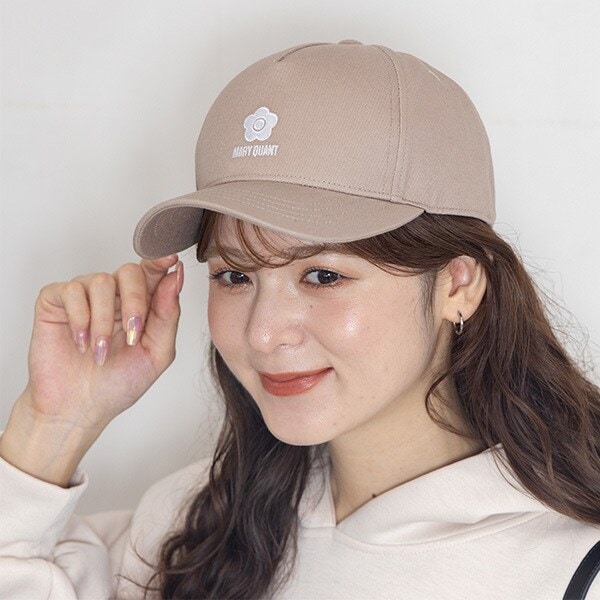 ブルーレーベルクレストブリッジ　刺繍キャップ　ピンク ブルーレーベルクレストブリッジ 刺繍キャップ ピンク ブルー