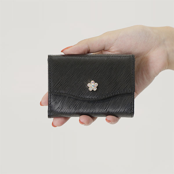 マリークヮント(MARY QUANT) 二つ折り財布・三つ折り財布 の通販