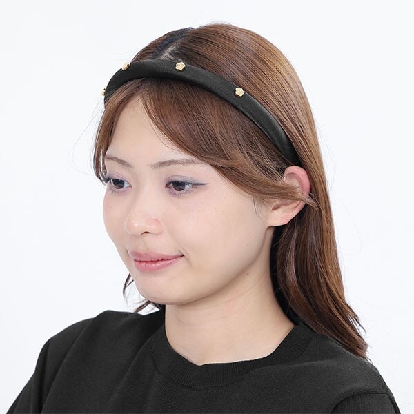 [}C]^v`fCW[ J`[V/}[NgiMARY QUANTj ubN