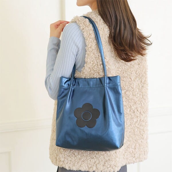 マリークワント  MARY QUANT デイジーパッチブガッティ ミニトート 楽天市場】デイジーパッチブガッティ 2WAYミニトート／マリークヮント