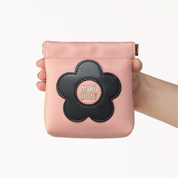 [}C]Z^[SfCW[ olN`|[`/}[NgiMARY QUANTj sN