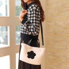 マリークワント(MARY QUANT)のボアリバーシブル 2WAYミニトート