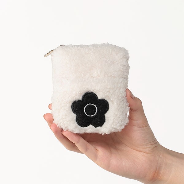 [}C]fCW[{A tbg|Pbg|[`~j/}[NgiMARY QUANTj AC{[